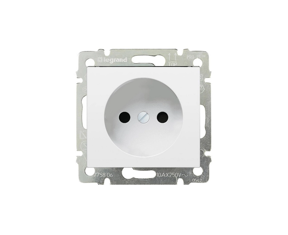 Купить Розетка без з/к белая Valena 774416 Legrand                                                         